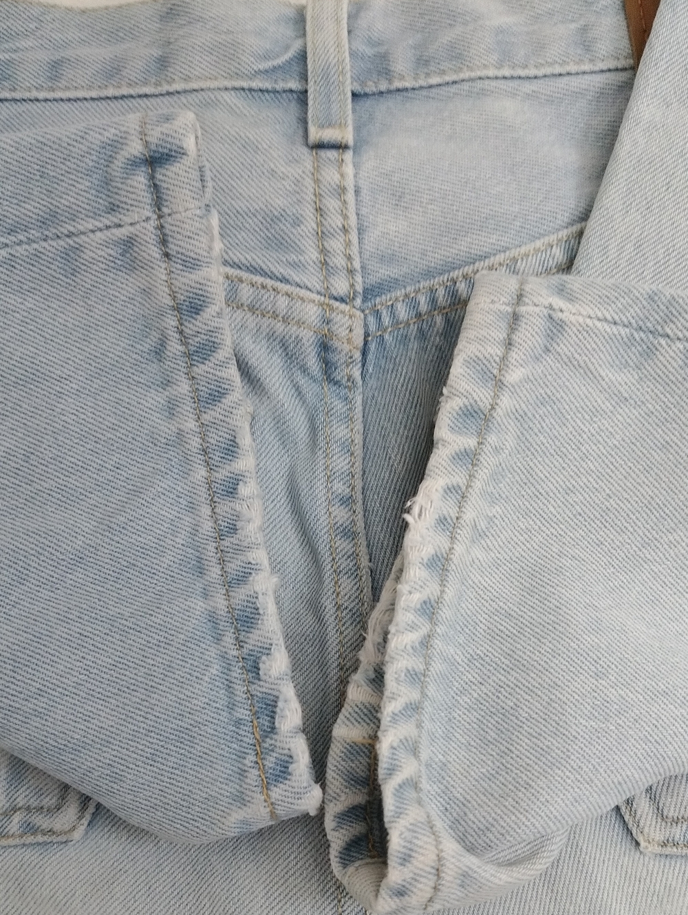 Levi's 501 81 Premium Button Fly Straight Light Blue Jeans Women's 28x33 Read - Picture 6 of 6